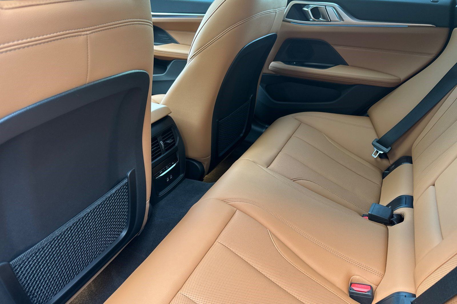 Certified 2023 BMW i4 eDrive40 w/ Premium Package RWD image 15