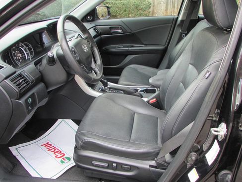Used 2014 Honda Accord EX-L image 24