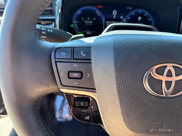Used 2025 Toyota Camry XSE w/ Premium Plus Package FWD image 18