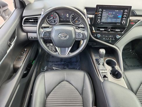 Used 2024 Toyota Camry SE AWD/4WD image 11