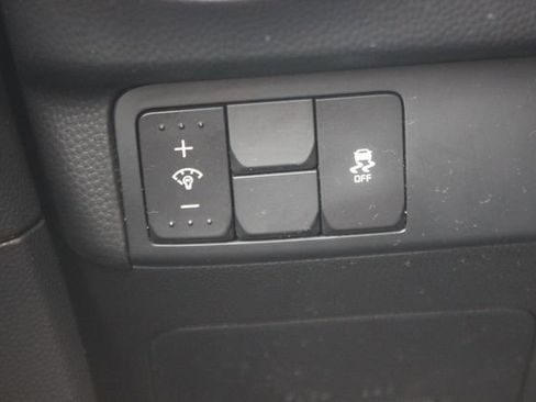 Used 2019 Kia Soul + FWD image 16