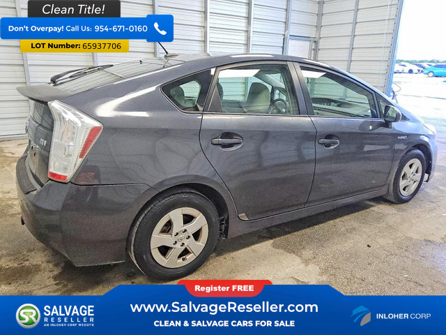 Used 2011 Toyota Prius Three w/ Solar Roof Pkg FWD image 4