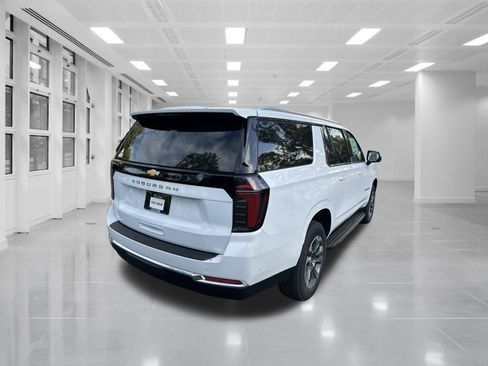 New 2025 Chevrolet Suburban LS image 5