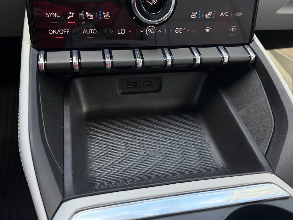 New 2027 GMC Terrain Denali w/ LPO, Floor Liner Package AWD/4WD image 18