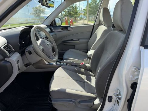 Used 2012 Subaru Forester 2.5X w/ Alloy Wheel Pkg AWD/4WD image 9