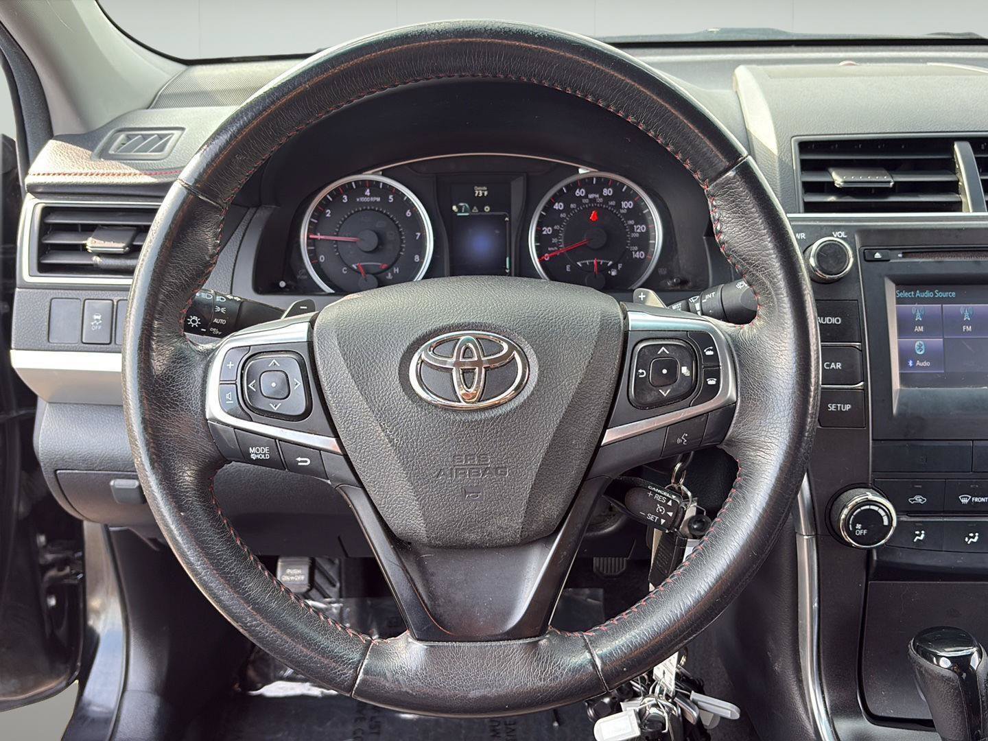 Used 2017 Toyota Camry SE FWD image 11