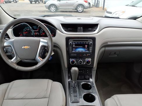 Used 2017 Chevrolet Traverse Premier image 7