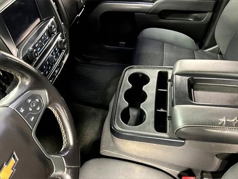 Used 2018 Chevrolet Silverado 1500 LT w/ All Star Edition image 17