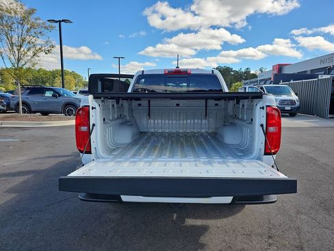 Used 2022 Chevrolet Colorado Z71 image 18