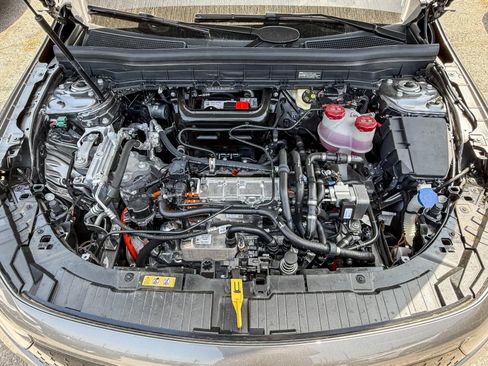 New 2025 Mercedes-Benz EQB 300 4MATIC image 28