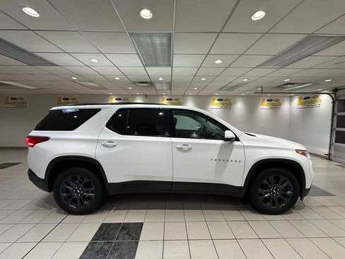 Used 2018 Chevrolet Traverse RS image 3