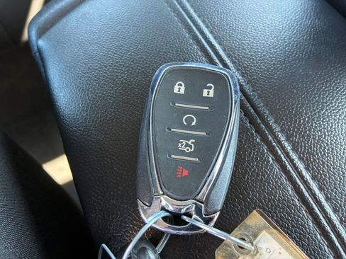 Used 2024 Chevrolet Malibu LT image 25