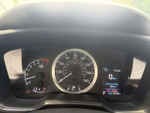 Used 2021 Toyota Corolla LE FWD image 18