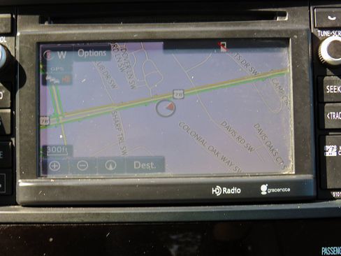 Used 2016 Toyota Sequoia Platinum image 32