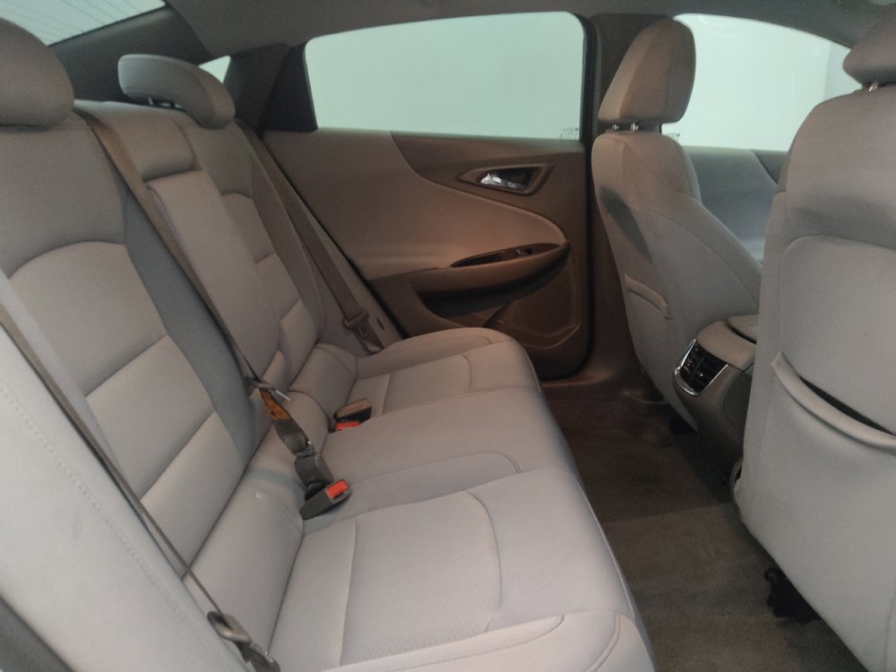 Used 2020 Chevrolet Malibu LT FWD image 19
