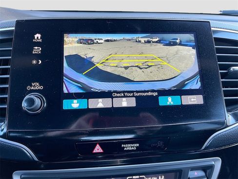 Used 2024 Honda Passport Black Edition image 14