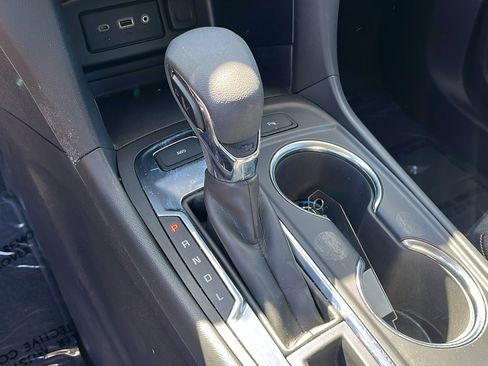 Certified 2024 Chevrolet Equinox LT image 21