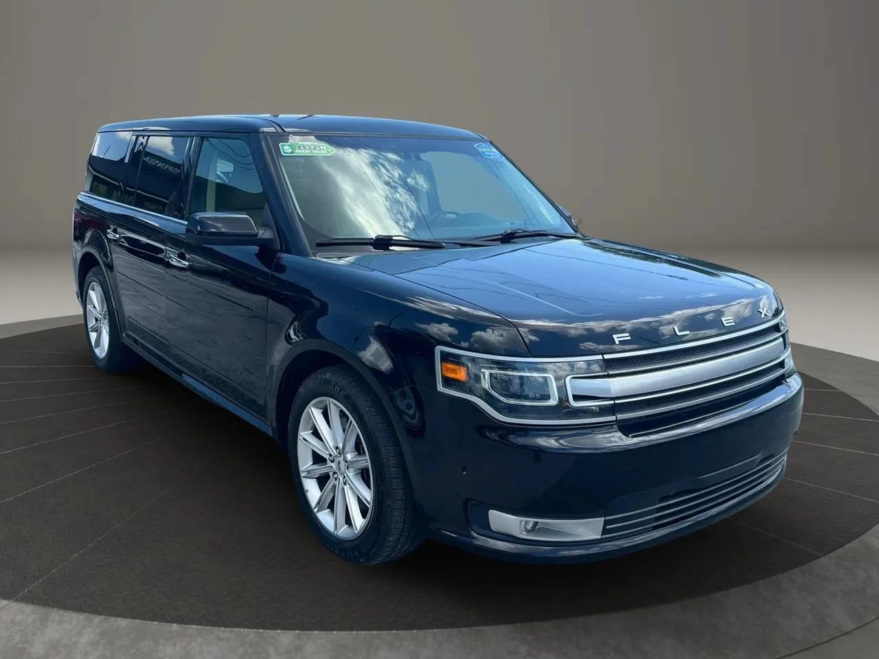 Used 2019 Ford Flex Limited w/ Equipment Group 301A FWD image 1
