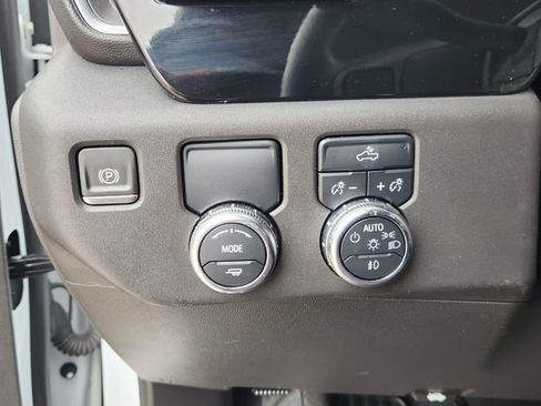 Used 2024 GMC Sierra 1500 Elevation RWD image 20