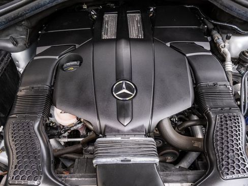 Used 2019 Mercedes-Benz GLE 400 4MATIC w/ Premium 1 Package image 30