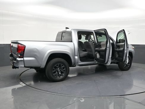 Used 2023 Toyota Tacoma SR5 RWD image 28