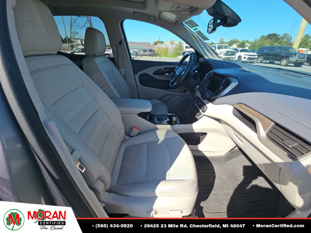 Used 2023 GMC Terrain Denali w/ Denali Premium Package AWD/4WD image 11