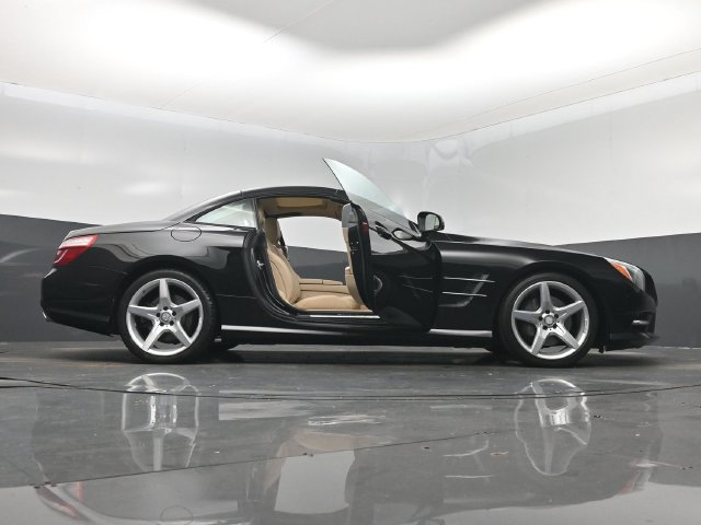 Used 2016 Mercedes-Benz SL 400 w/ Premium I Package image 7
