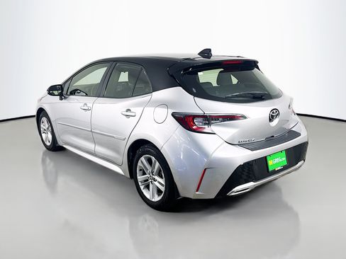 Used 2022 Toyota Corolla SE w/ SE Preferred Package FWD image 7