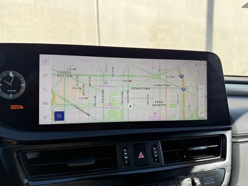 Used 2023 Lexus ES 350 F Sport w/ Accessory Package (Z2) image 9