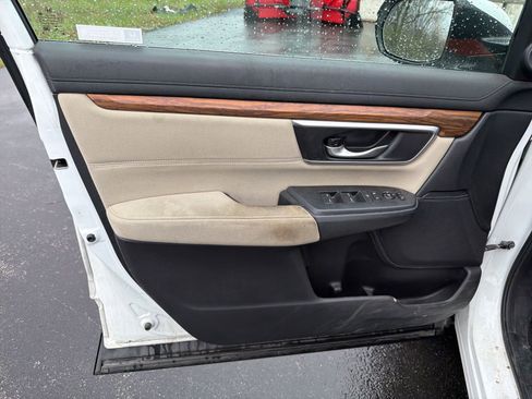Used 2019 Honda CR-V EX image 9