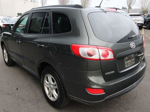 Used 2011 Hyundai Santa Fe GLS image 6