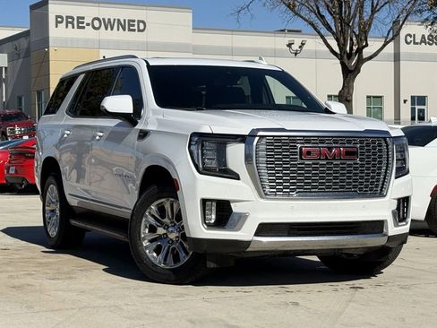 Used 2024 GMC Yukon Denali image 2