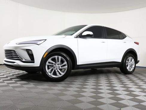 New 2026 Buick Envista Preferred image 1