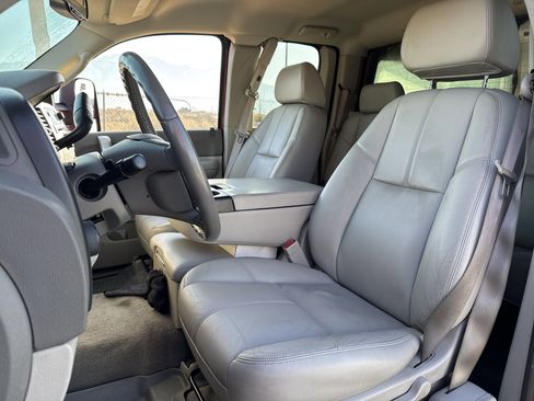 Used 2008 GMC Sierra 2500 SLE w/ SLE1 Preferred Package image 18