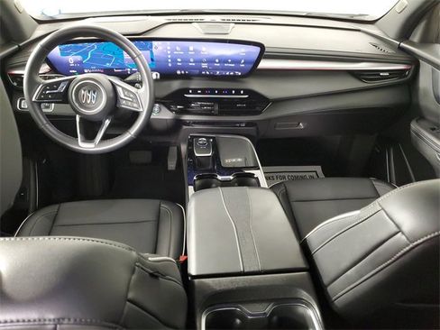 Used 2025 Buick Enclave Preferred image 18