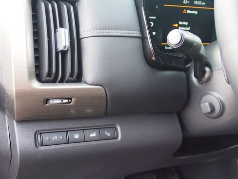 New 2025 Nissan Pathfinder Platinum image 20