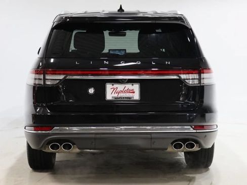Used 2023 Lincoln Aviator Reserve w/ Equipment Group 201A AWD/4WD image 7
