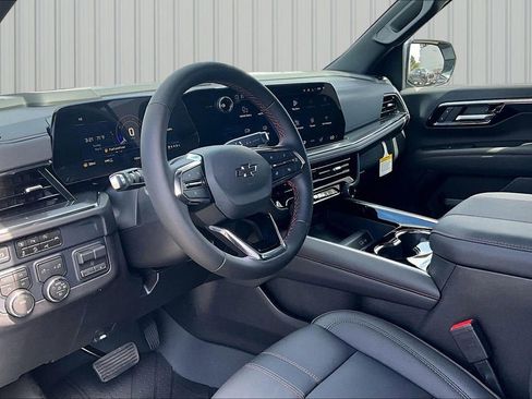 New 2026 Chevrolet Suburban RST w/ Comfort Package AWD/4WD image 3