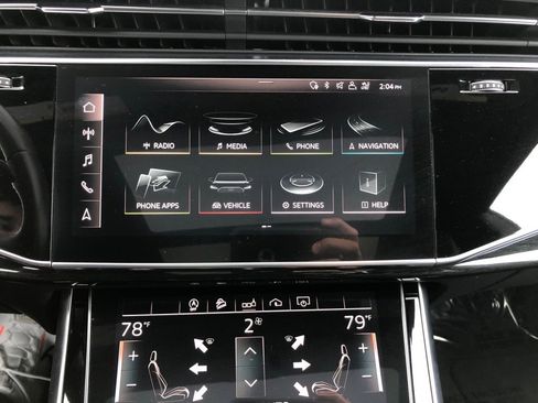 Used 2019 Audi Q8 Premium w/ Convenience Package image 25