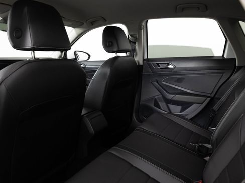 Used 2024 Volkswagen Jetta SE FWD image 18