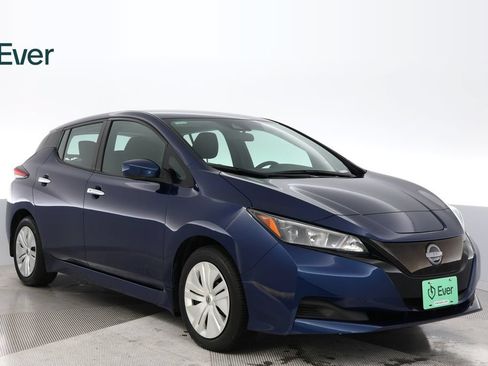 Used 2025 Nissan Leaf S FWD image 12