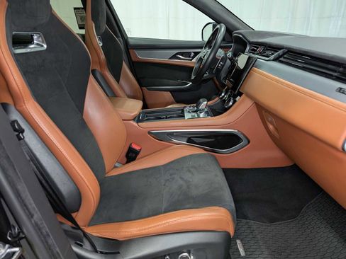 Used 2021 Jaguar F-PACE SVR image 41