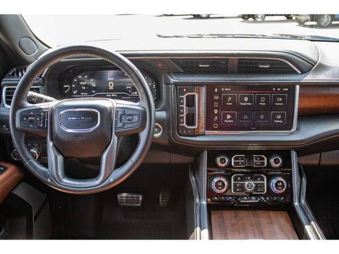 Used 2023 GMC Yukon Denali Ultimate AWD/4WD image 23