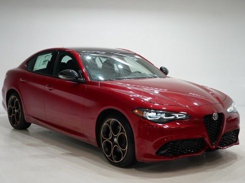 New 2025 Alfa Romeo Giulia Intensa AWD w/ Driving Assist Package image 1