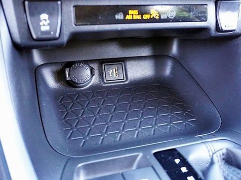 Used 2025 Toyota RAV4 LE FWD image 29
