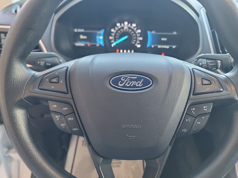 Used 2024 Ford Edge SE image 17