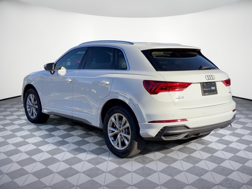 Used 2025 Audi Q3 2.0T Premium AWD/4WD image 3