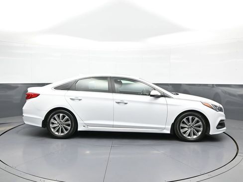 Used 2016 Hyundai Sonata Sport w/ Option Group 03 FWD image 5