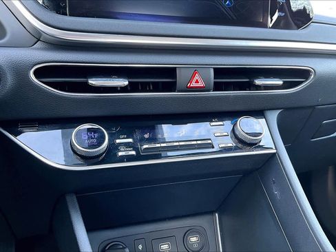 Used 2023 Hyundai Sonata SEL w/ Convenience Package image 34