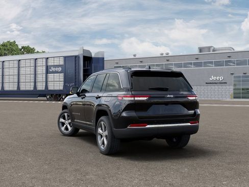 New 2026 Jeep Grand Cherokee Limited image 3